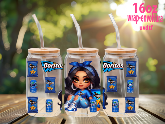 chibi-👑✨ Sticker UVDTF Princesa Azul – Listo para aplicar en vaso 16 oz ✨👑 ¡La magia está en los detalles!